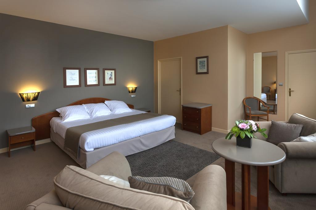 A double bedroom at The Best Western Hermitage, Montreuil sur Mer, Northern France.
