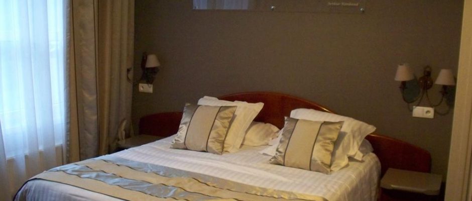A double bedroom in the Best Western Hermitage Hotel, Montreuil sur Mer, Northern France