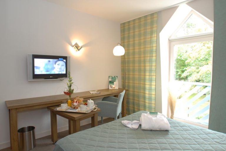 Holiday Inn , Le Touquet — Northern France golf