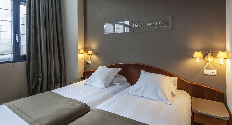 A twin bedroom at the Best Western Hermitage, Montreuil sur Mer, Northern France