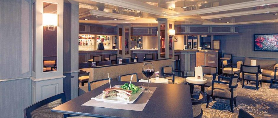 The bar at Mercure Champ de Mars, Rouen, Normandy, France