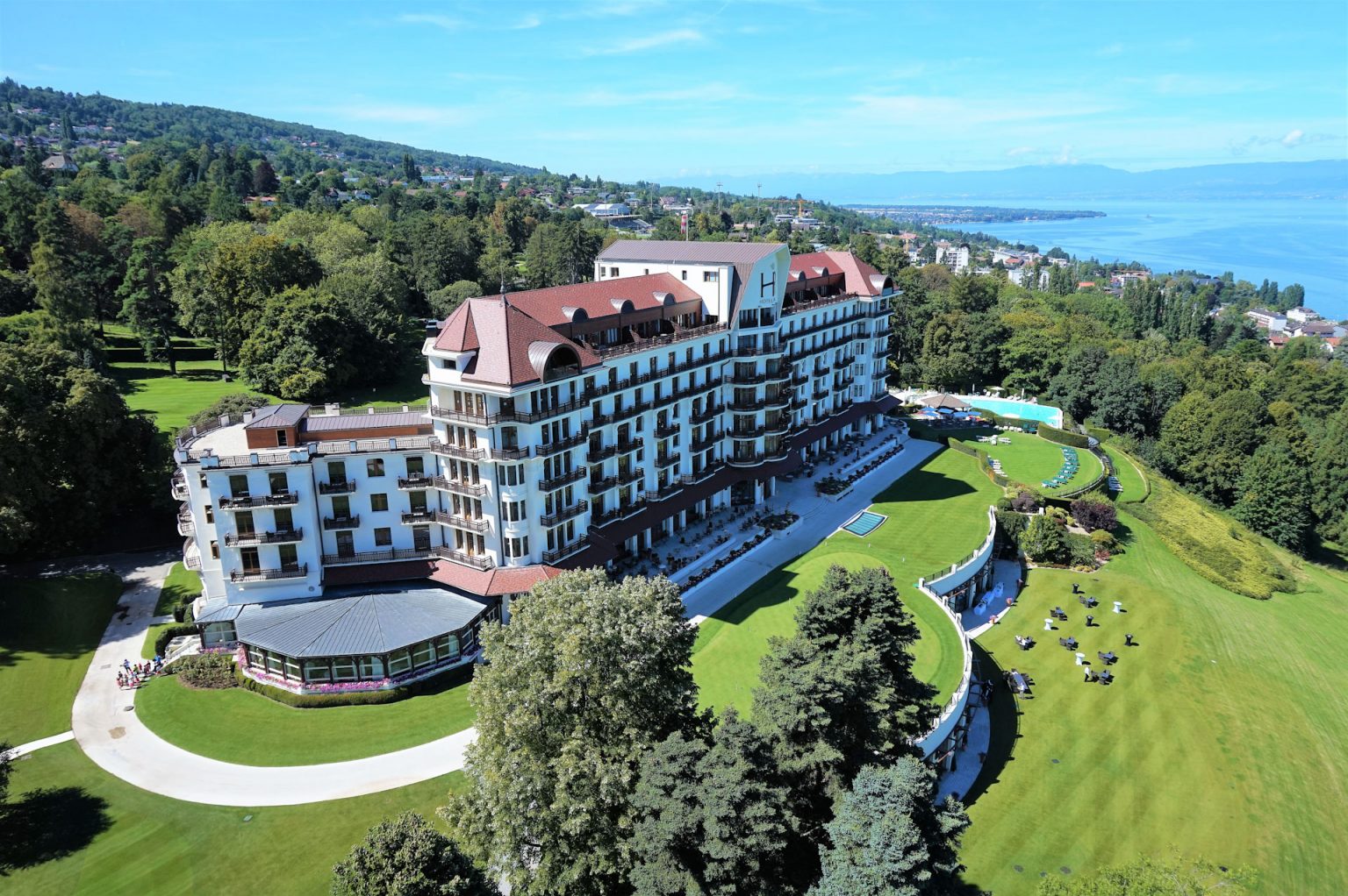 Evian Resort Hotel Royal & Hotel Ermitage — photo 1