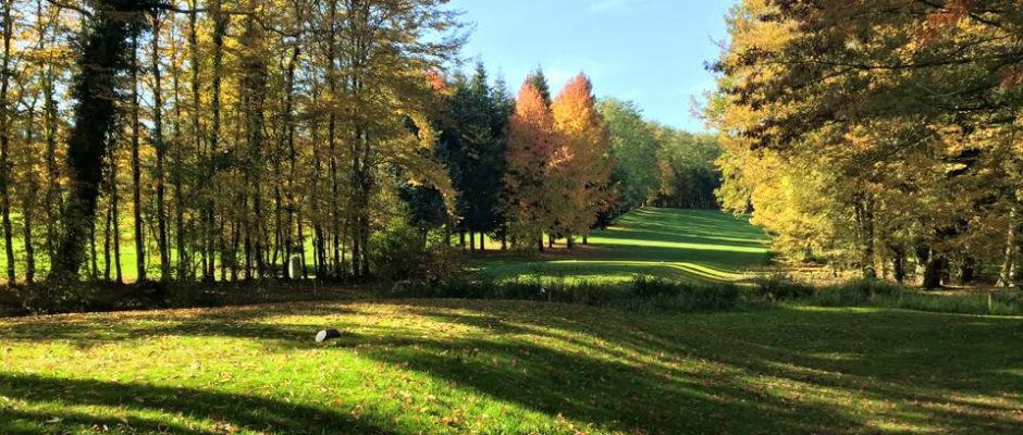 On the tee at Vaugouard Golf Club, south of Paris, France