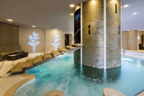 The spa pool at Chateau d'Augerville, France