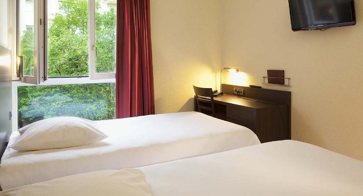 A twin bedroom at the Escale Oceania Biarritz, south west France