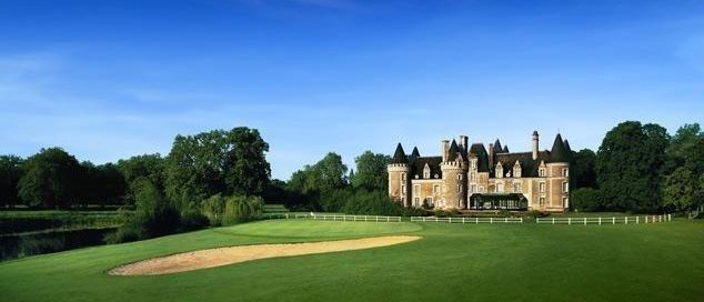 Play and stay at Chateau des Sept Tours, Loire, France