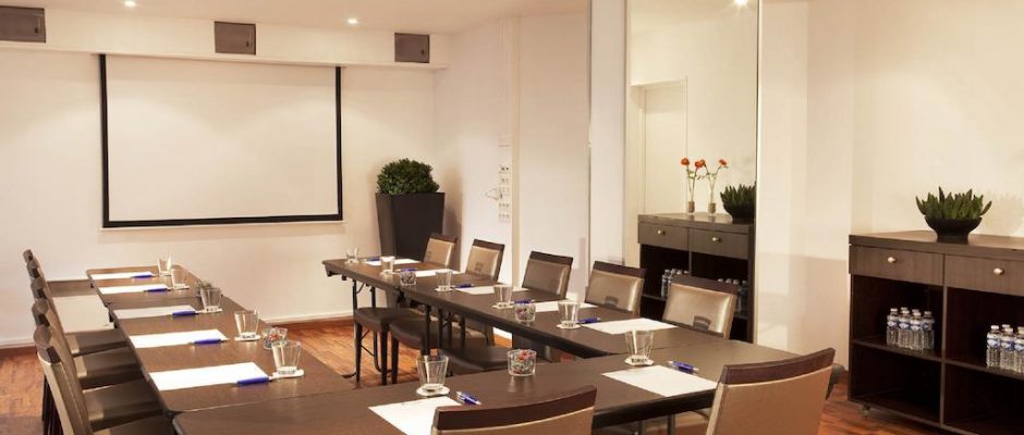 Enjoy a private room at the Escale Oceania Biarritz, south west France