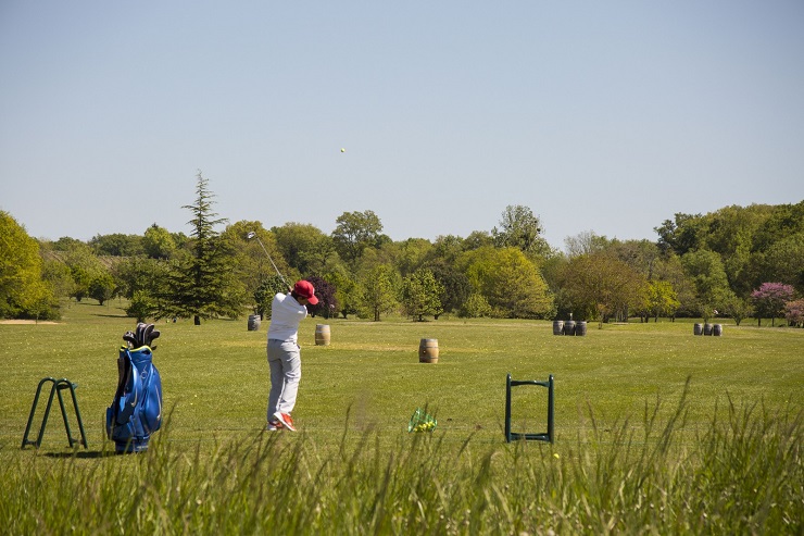The practice area at Vigiers Golf Club, Dordogne, France