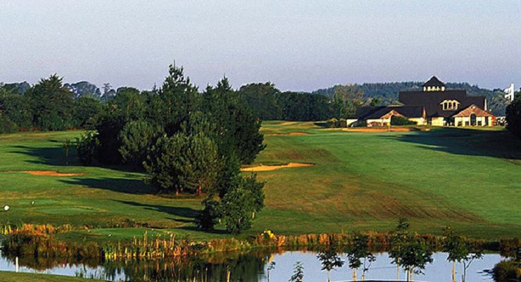 Heading to the clubhouse at Baden Golf Club, Brittany, France