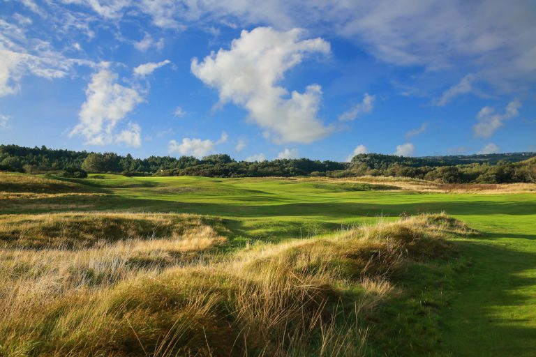 Penalising rough at Wimereux Links, Northern France
