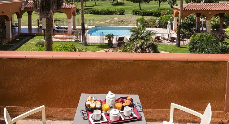 Breakfast at Palmyra Golf Hotel, Cap d'Agde, South of France. Golf Planet Holidays.