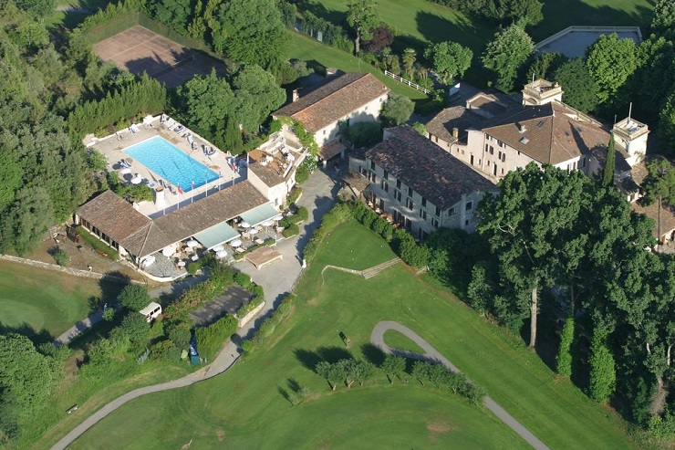 Aerial view of Chateau de la Begude, South of France. Golf Planet Holidays