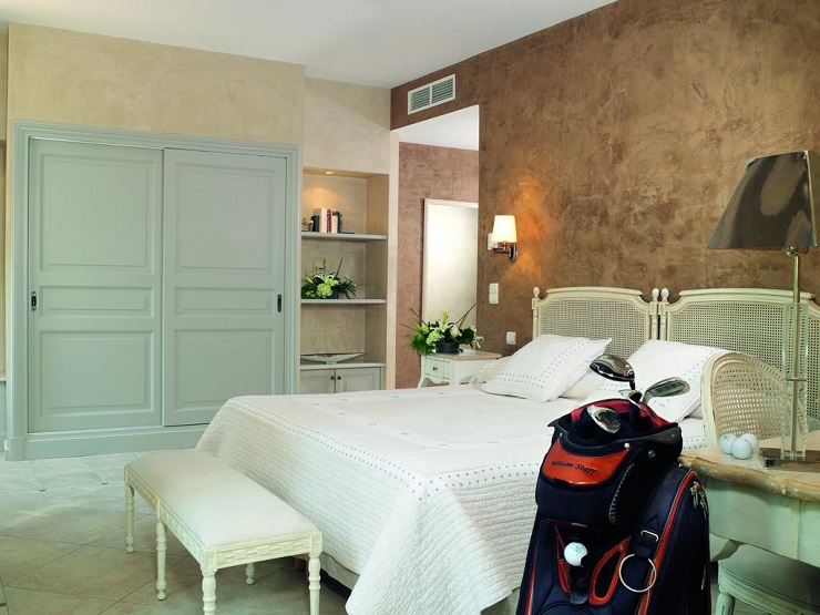 A double bedroom at Chateau de la Begude, South of France. Golf Planet Holidays