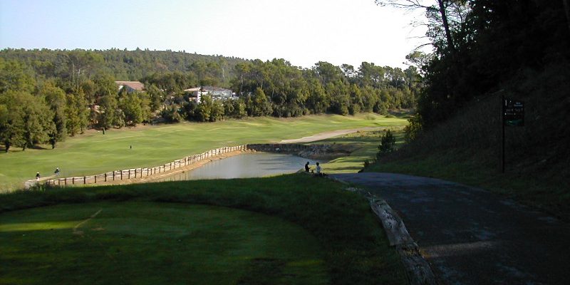 The fearsome Barbaroux Golf Club in Provence, France. Golf Planet Holidays.