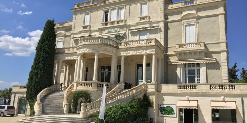 The clubhouse at Nimes Campagne Golf Club south of France. Golf Planet Holidays