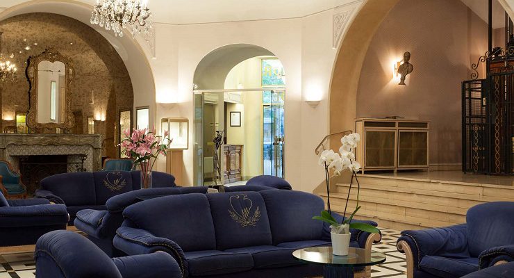 The bar at Hotel Imperator, Nimes, France. Golf Planet Holidays