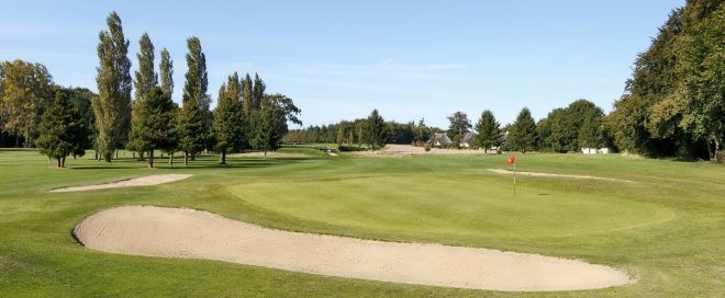 Well protected green at Les Ormes Golf Club in Brittany, France. Golf Planet Holidays