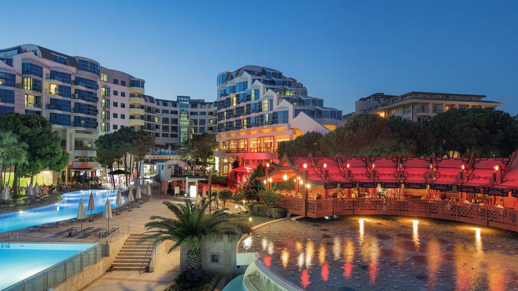 Cornelia De Luxe Resort