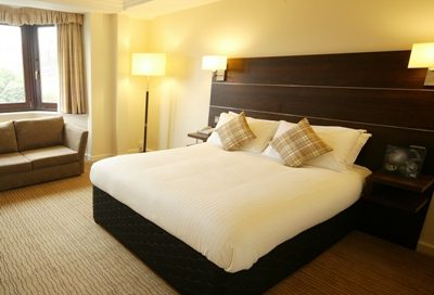 Mercure Edinburgh Princes Street Hotel, Scotland. Golf Planet Holidays