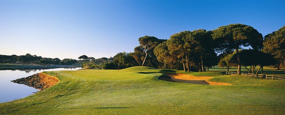 Heading towards the green at Quinta da Marinha Golf Course, Cascais, Portugal