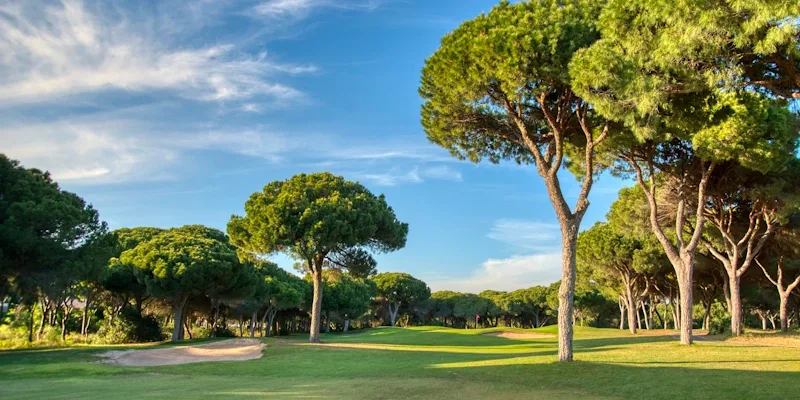 The fourth hole at Millennium Golf Course, Vilamoura, Algarve, Portugal. Golf Planet Holidays