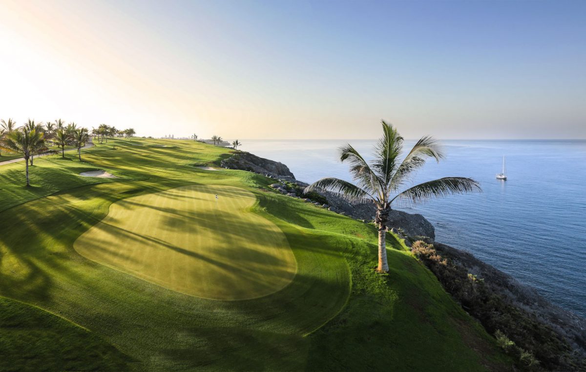 Green next to the ocean at Meloneras Golf Club, Gran Canaria, Canary Islands