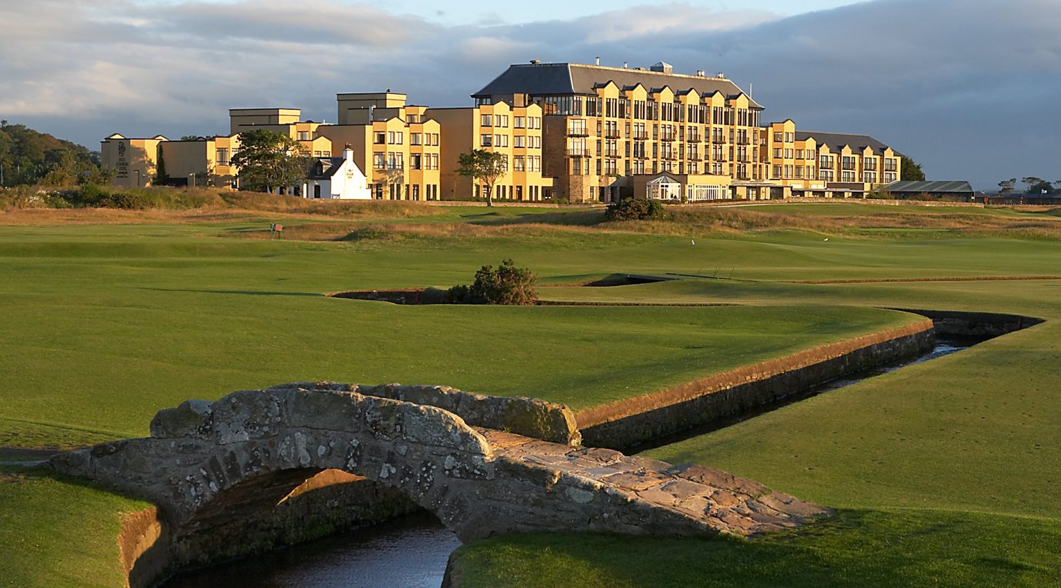 The Old Course Hotel Golf Resort & Spa, St Andrews — photo 1