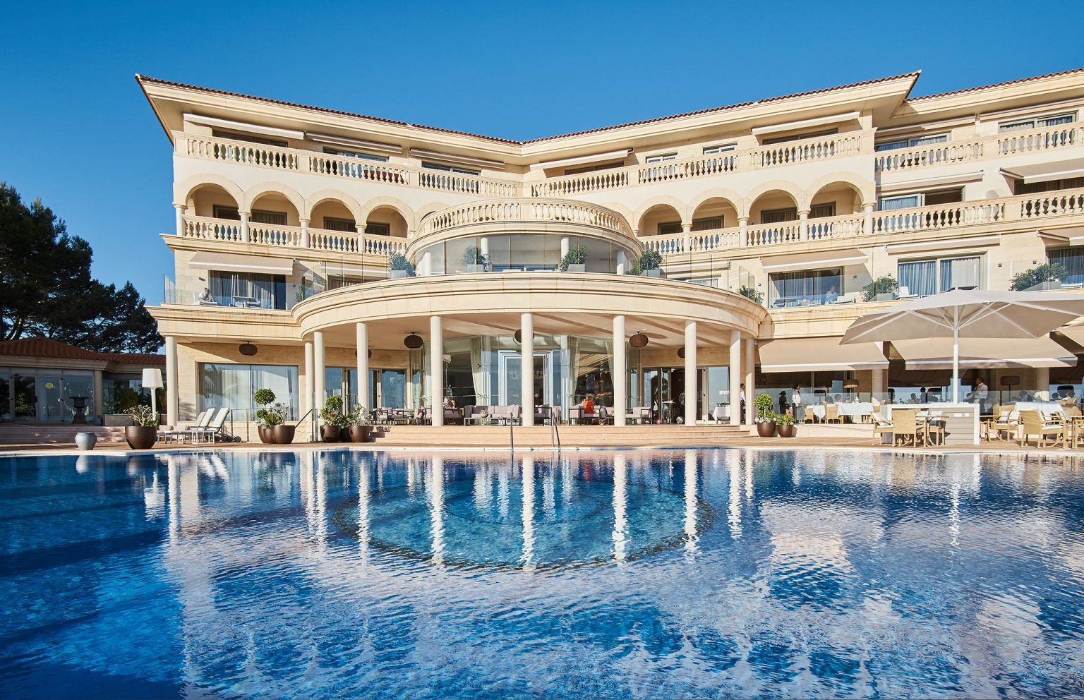 Swim up to the terrace at Pure Salt Port Adriano Calvia, Mallorca