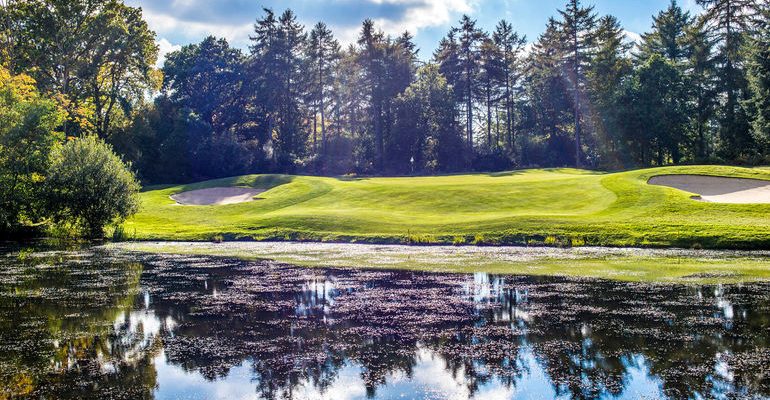 The approach on the tenth hole at Remedy Oak Golf Course, Dorset, England