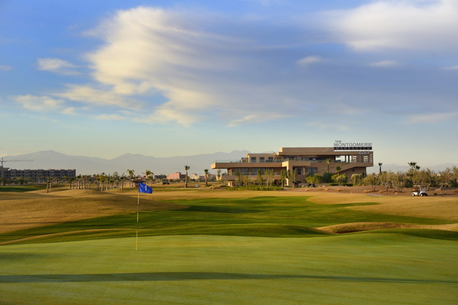 The first green at The Montgomerie Marrakech Golf Club, Morocco. Gof Planet Holidays.