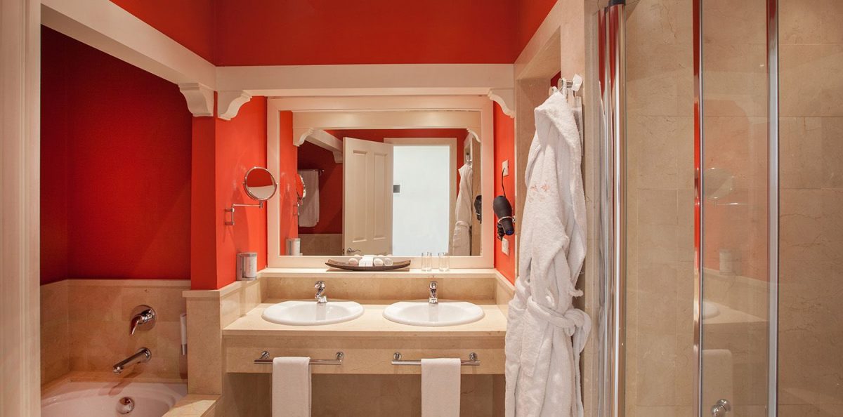 Your bathroom at Gran Hotel Lopesan Villa Del Conde, Gran Canaria