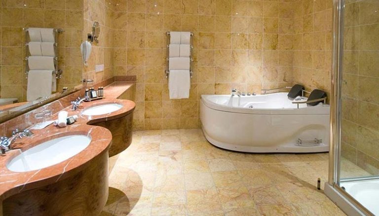 Kilronan Castle Estate & Spa Hotel — Ireland North West golf