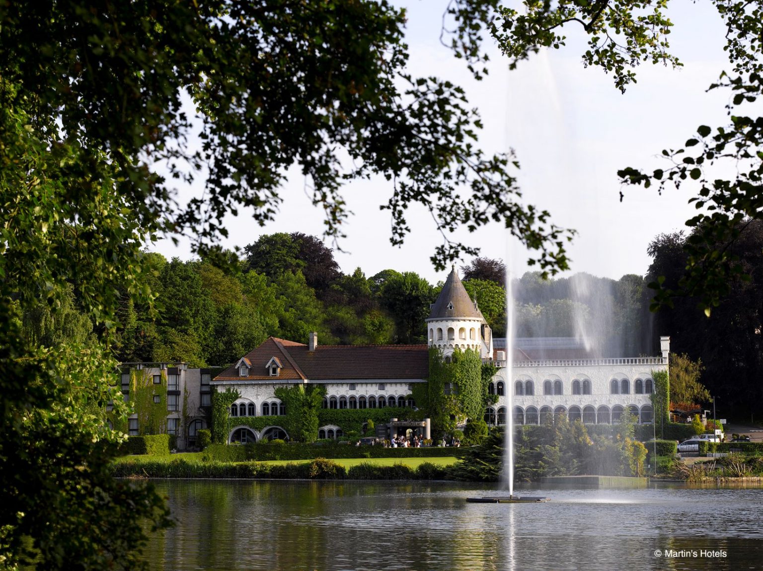 Exterior view of Martin's Chateau du Lac, Waterloo, Belgium