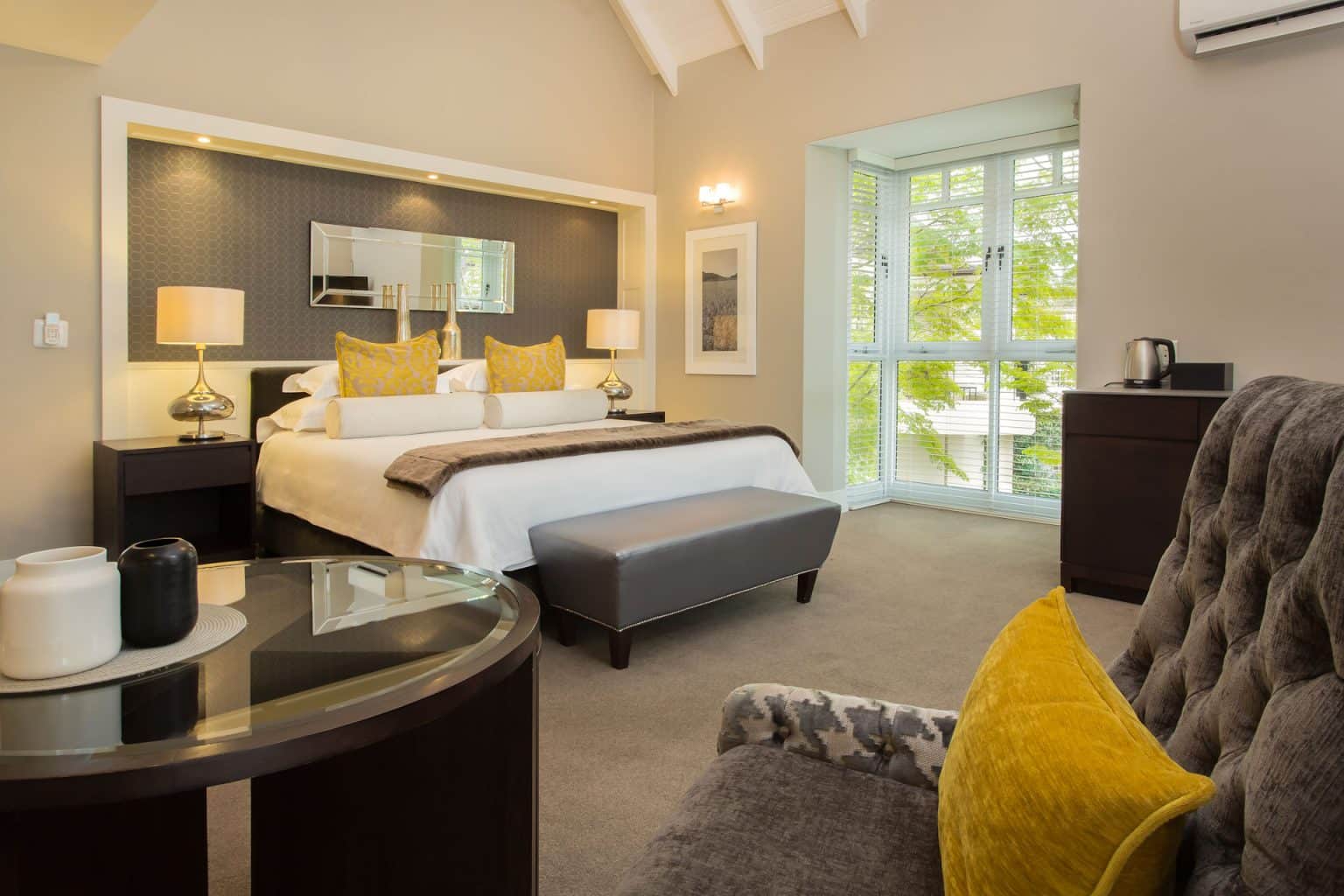 A luxury bedroom at Fancourt Hotel, Southern Cape, South Africa. Golf Planet Holidays