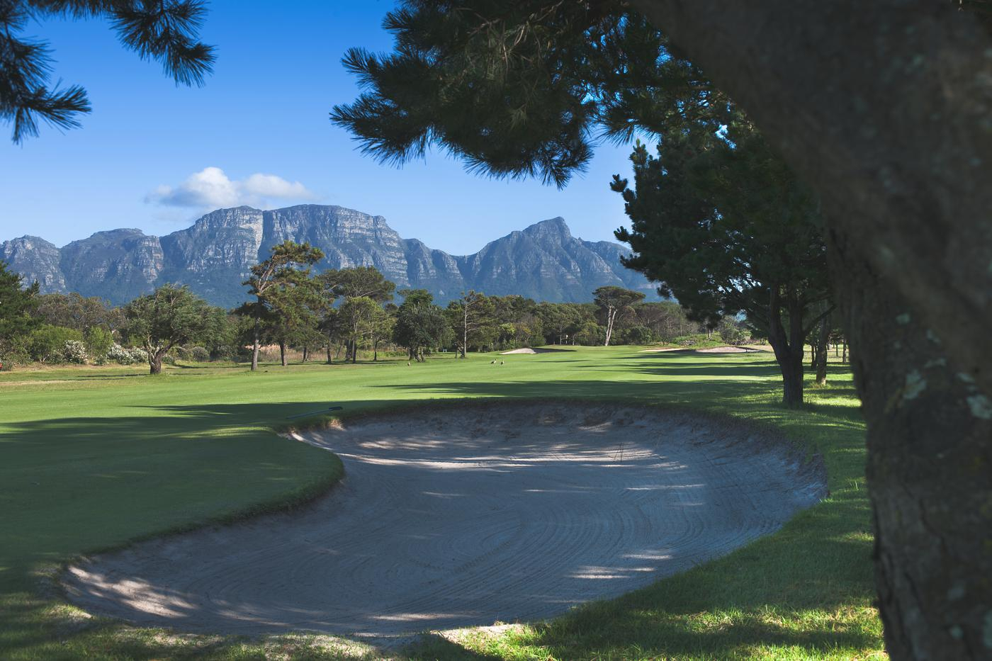 Table Mountain backdrop at Royal Cape Golf Club, Cape Town, South Africa. Golf Planet Holidays