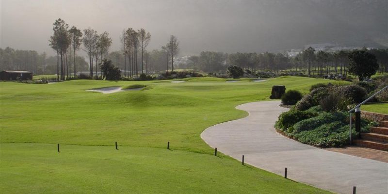 Hermanus Golf Club, Western Cape, South Africa. Golf Planet Holidays