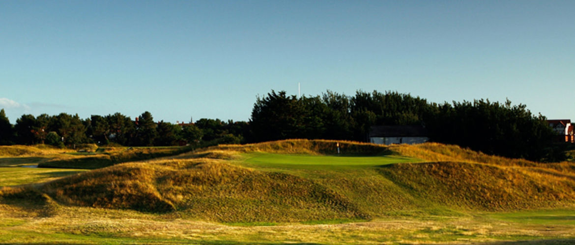 Elevated green at Hesketh Golf Club, Southport, England