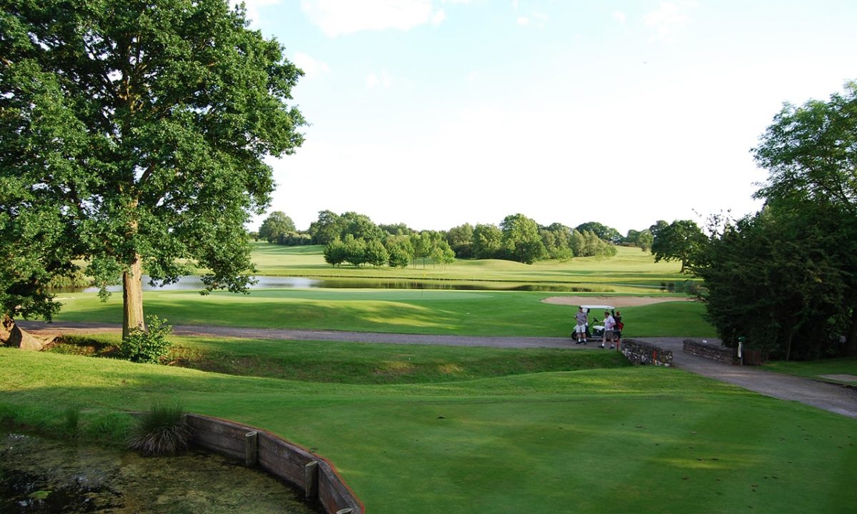 Ready to play at The Kendleshire Golf Club, Bristol, England