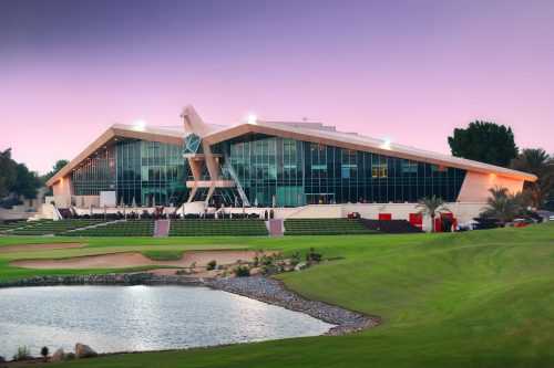 The ninth green and clubhouse at Abu Dhabi Golf Club