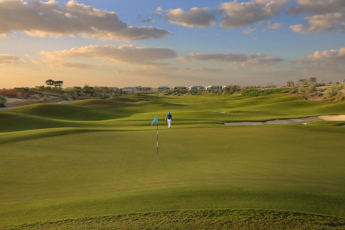 Ready for your putt at Dubai Hills Golf Club