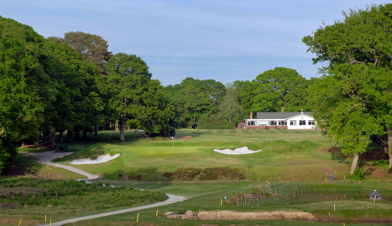Brokenhurst Manor Golf Club, Poole — photo 1