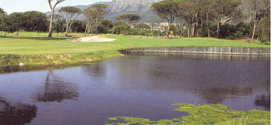 The first hole at King David Mowbray Golf Club, Cape Town, South Africa