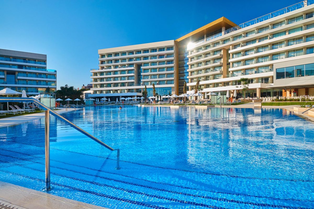 Swim in the sunshine at Hipotels Playa de Palma Palace hotel
