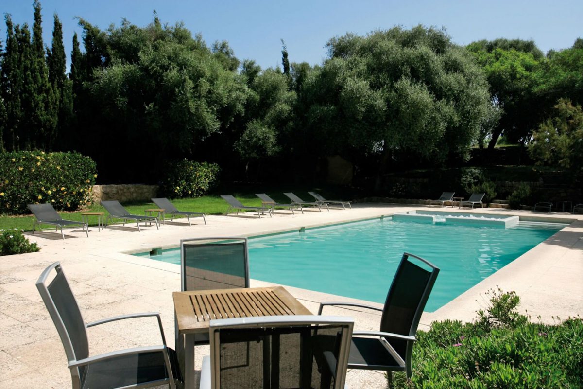 Swimming pool at Pula Golf Resort, Son Servera, Mallorca