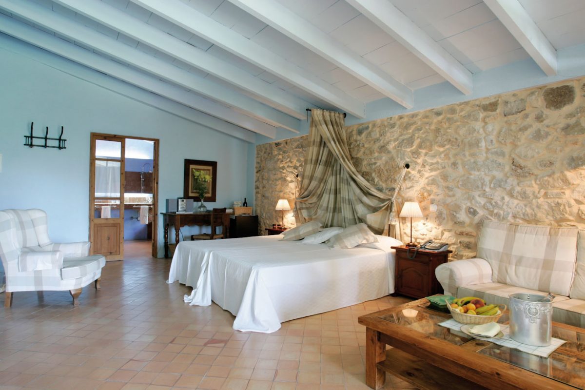 Cottage style bedroom at Pula Golf Resort, Son Servera, Mallorca