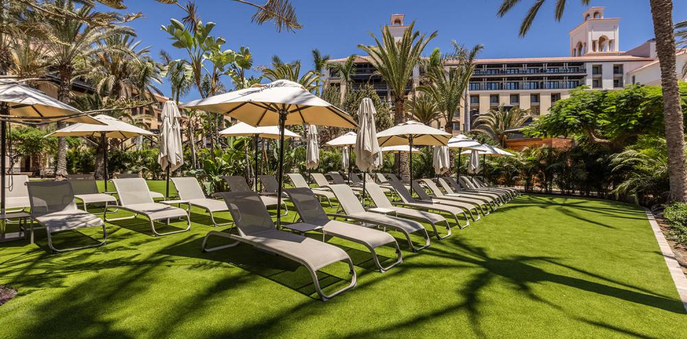 Relax on the sunloungers at Lopesan Costa Meloneras, Gran Canaria, Canary Islands