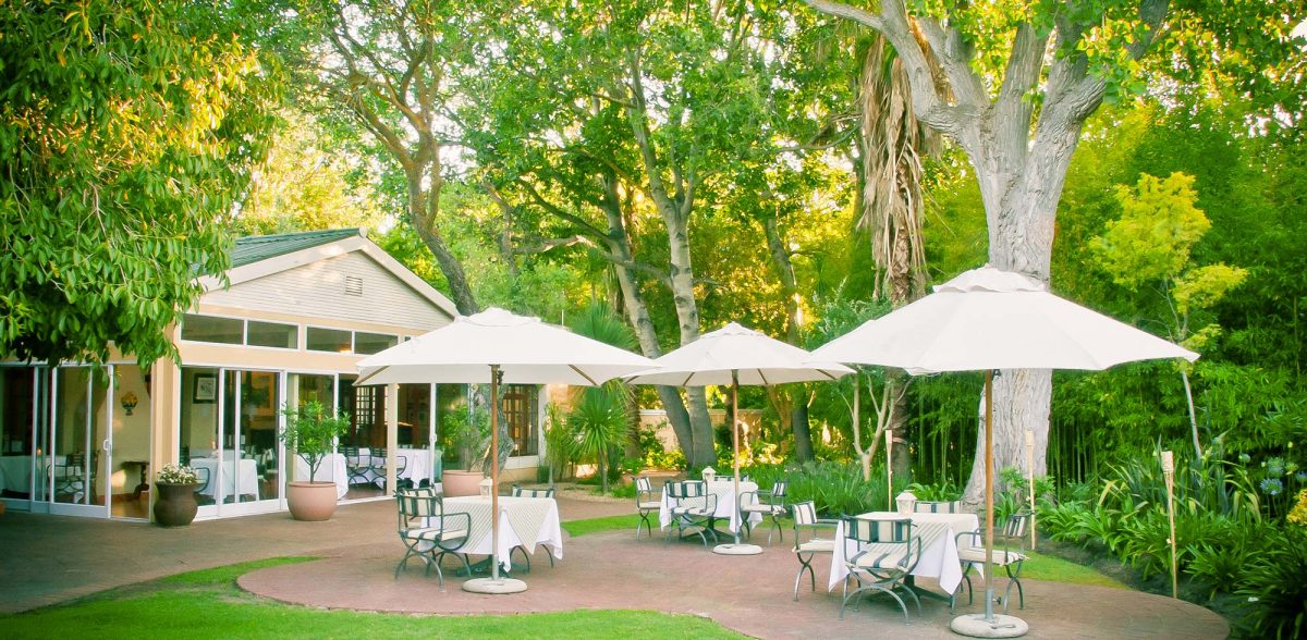 Al fresco dining at Willowbrook Country House, Somerset West, South Africa