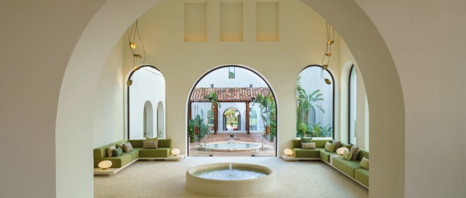 Luxury at La Zambra, Mijas, Costa del Sol, Spain. Golf Planet Holidays