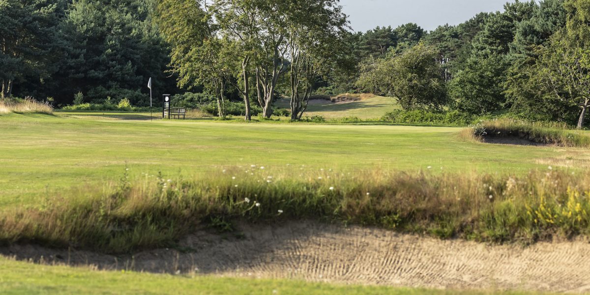 Challenging bunkers at Thorpeness Golf Club and Hotel, Suffolk, England. Golf Planet Holidays