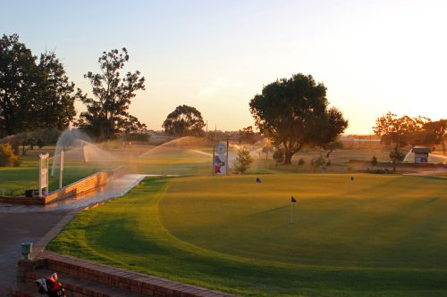On the tee at Somerset West Golf Club, Western Cape, South Africa. Golf Planet Holidays